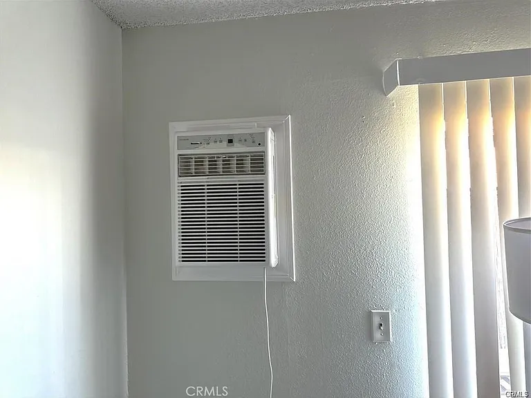 5585 E Pacific Coast Hwy #125 — Photo 12