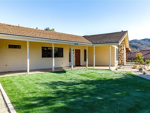 4th image of 1670 Southfork Pl