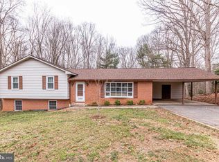 6380 Yates Ford Rd, Manassas, VA 20111