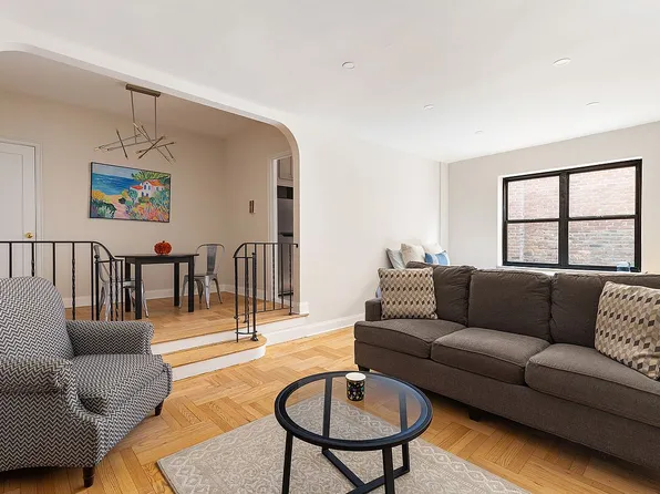 225 E 74th St APT 5L, New York, NY 10021