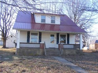 304 S Apple Ave, Belle, MO 65013