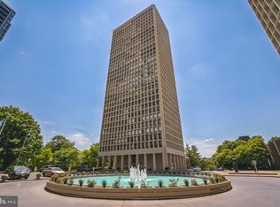 220 Locust St #10DS, Philadelphia, PA 19106