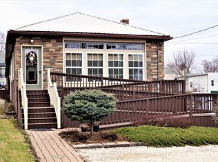 100 N Lisbon St, Carrollton, OH 44615