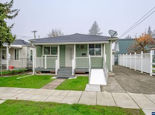 620 C St, Independence, OR 97351