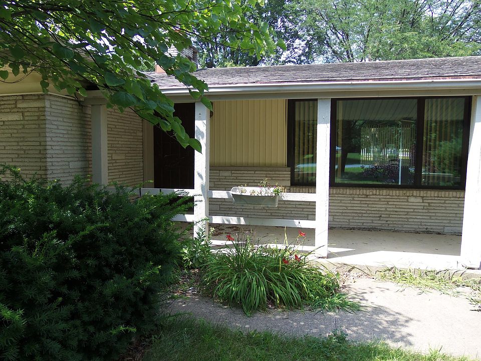 1st image of 3927 South Dr