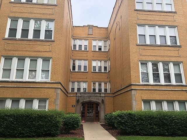1st image of 6311 N Albany Ave APT 2A