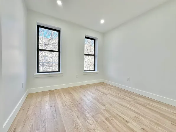 860 Hart Street image 1 of 12