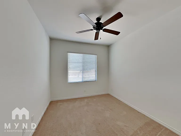 7825 Flintshire Ct — Photo 10