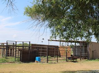 1591 Leissner School Rd, Seguin, TX 78155