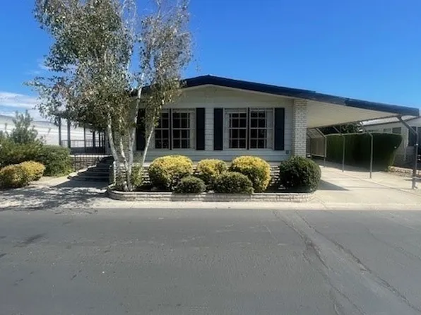2230 Lake Park Dr Space 152, San Jacinto, CA 92583