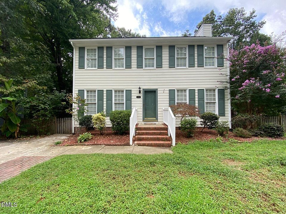 1st image of 1704 Kingston Heath Way