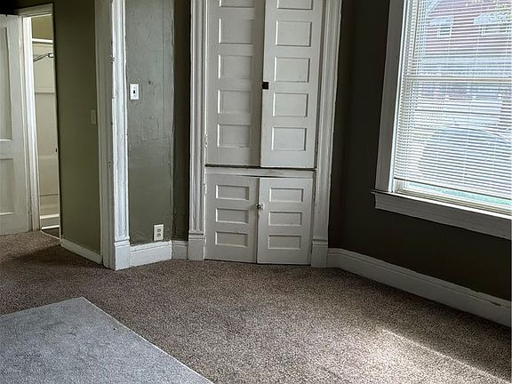 4th image of 1066 Allison Ave