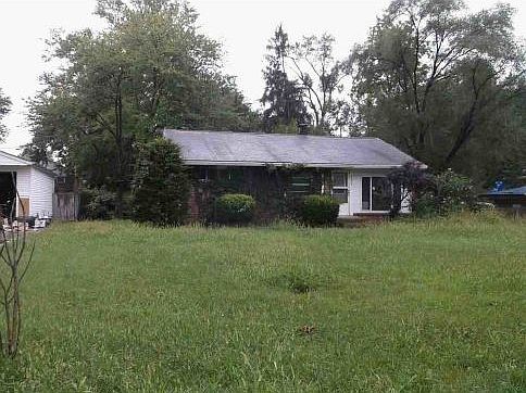 3rd image of 6625 W 11th St