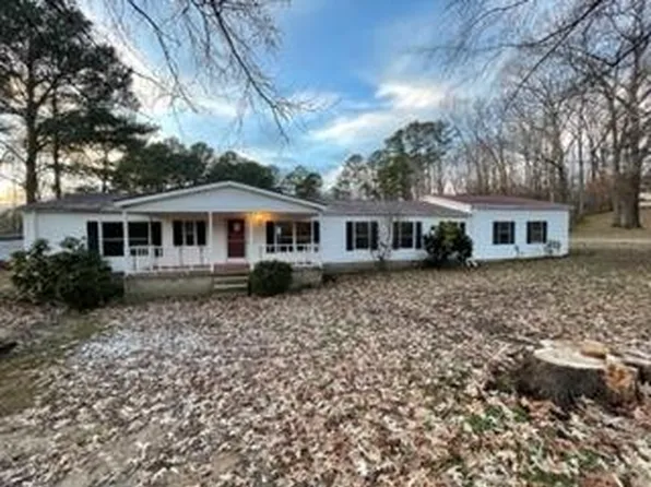 575 Mansard Island Dr, Springville, TN 38256