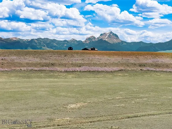 40 Cameron Dr, Cameron, MT 59720