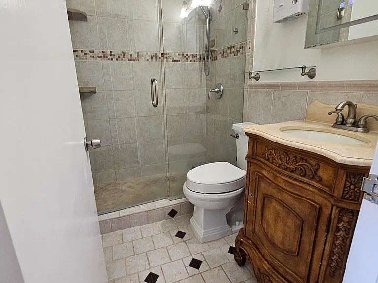 1917 NE 3rd St #109 — Photo 22