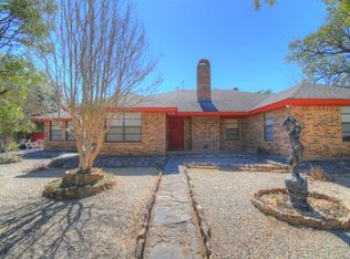 226 Family Cir, Kerrville, TX 78028