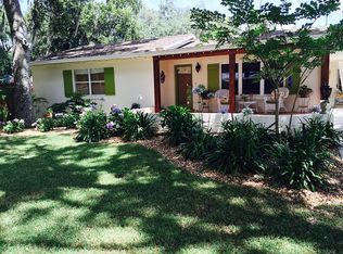 6 Oak Ln, Deland, FL 32724