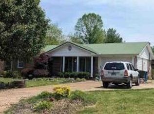 70 Harrell St, Trezevant, TN 38258