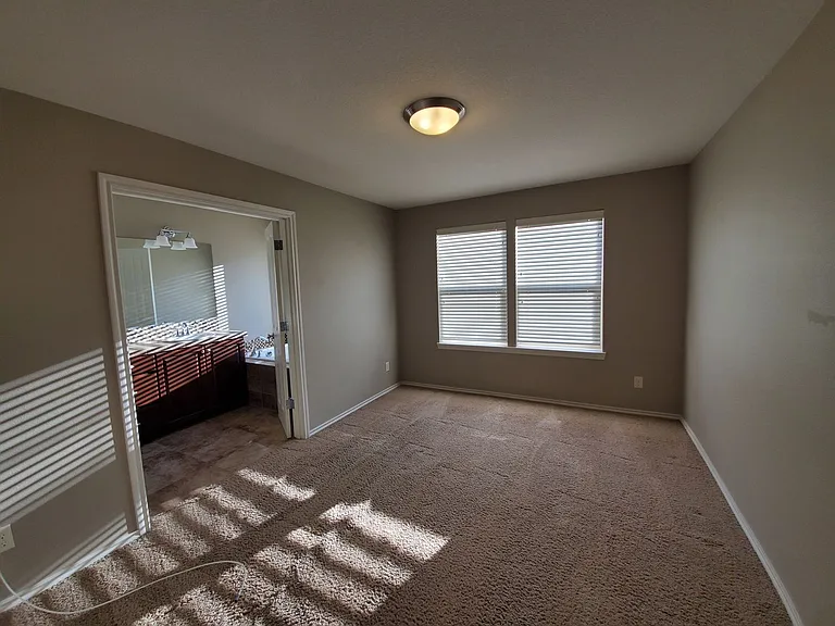 15983 NW Hildago Ln — Photo 12