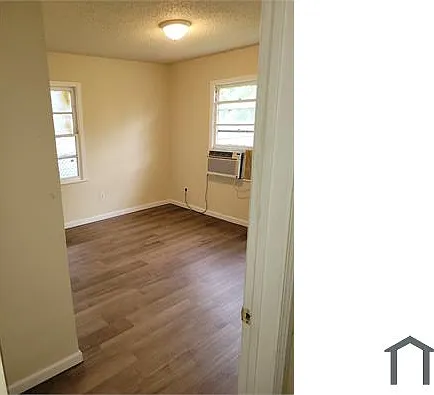 3135 Bolivar St — Photo 5