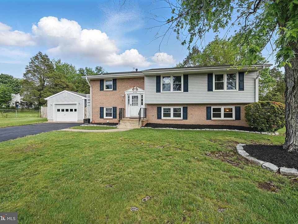 1st image of 9706 Glen Ct