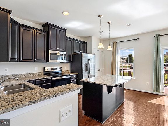 5th image of 202 Norwood Dr
