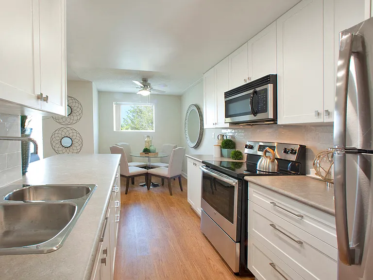 7170 Bruce Ave — Photo 3