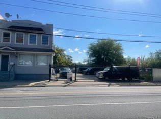 31 Plainfield Avenue, Elmont, NY