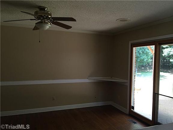 3rd image of 7504 Weitzel Dr