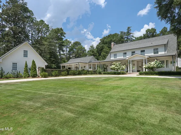 41 Shaw Road SW, Pinehurst, NC 28374