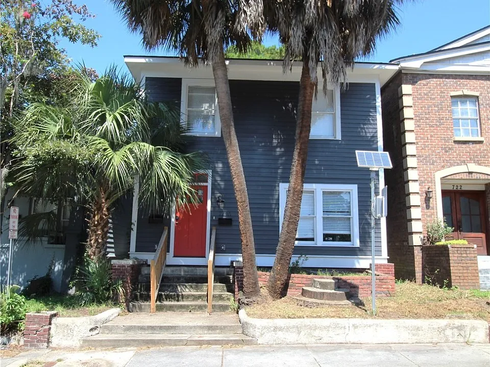 724 W Victory Dr #B