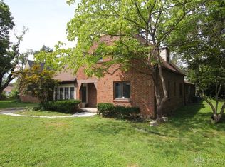 1719 Shaftesbury Rd, Dayton, OH 45406
