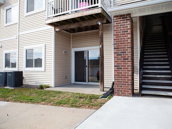 2nd image of 1845 SW White Birch Cir Unit 5
