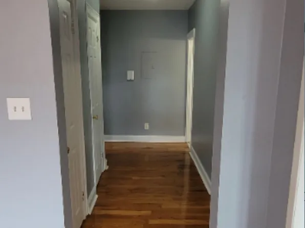 132 West 47th Street image 2 of 13