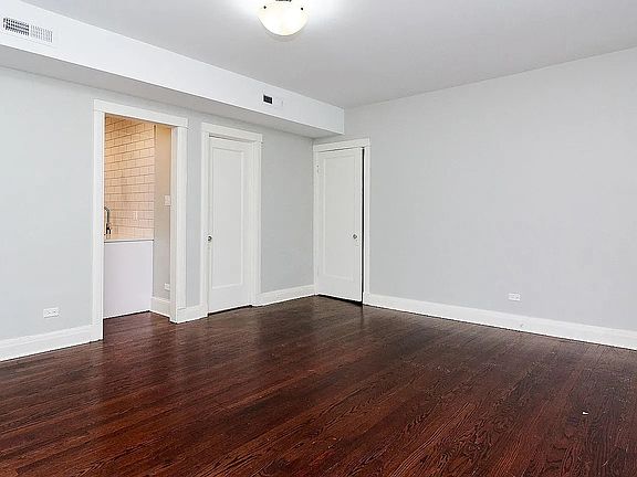 4th image of 417 S Oak Park Ave #1R