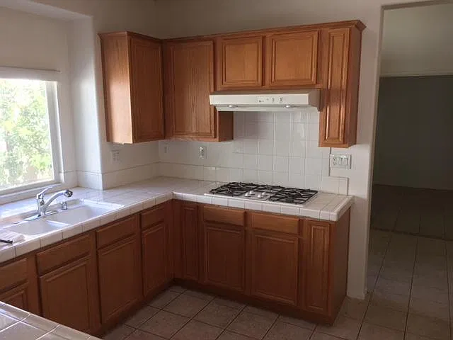 2 bed, 1750 sqft, $3,200 — Photo 4