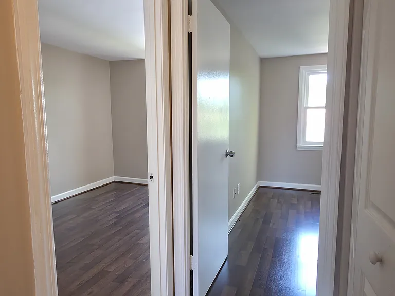 24 Lerner Ct #32H — Photo 12
