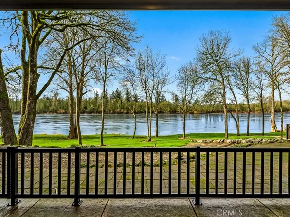3925 Rivercrest Dr N, Salem, OR 97303