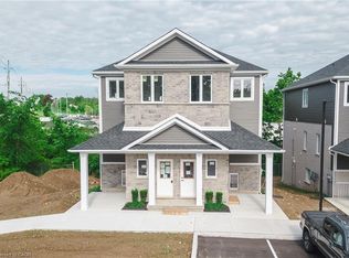 800 Myers Rd #107, Cambridge, ON N1R5S2