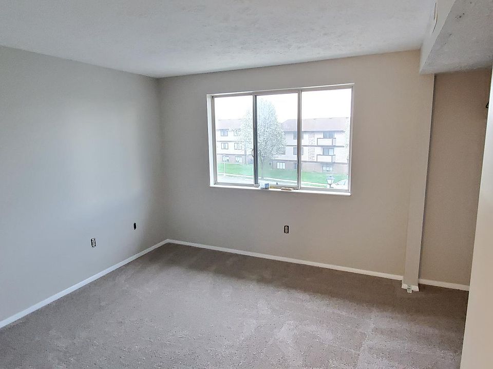 2nd Bedroom, from hall doorway