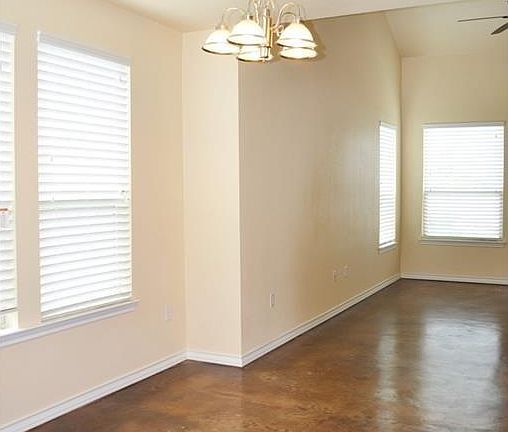 2nd image of 1408/1410 Zephyr Ln