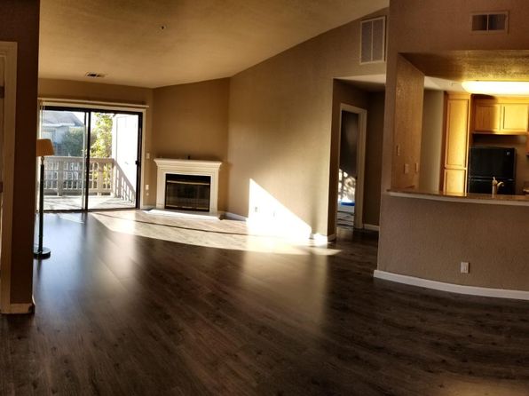 427 W Laurel Dr APT D