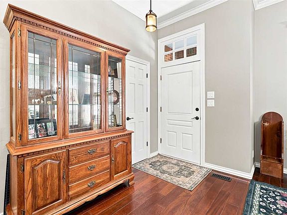 3rd image of 3 Woodcrest