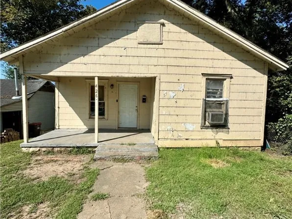 426 S 13th St, Van Buren, AR 72956