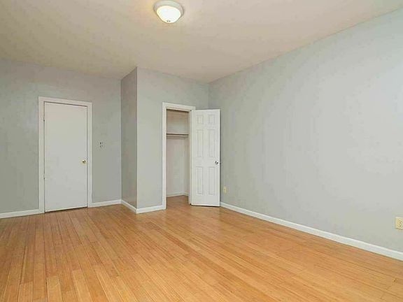 3rd image of 204 Sumpter St #6A