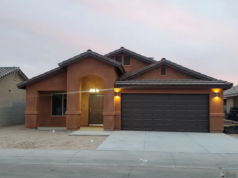 1167 E Liberty St — Photo 1