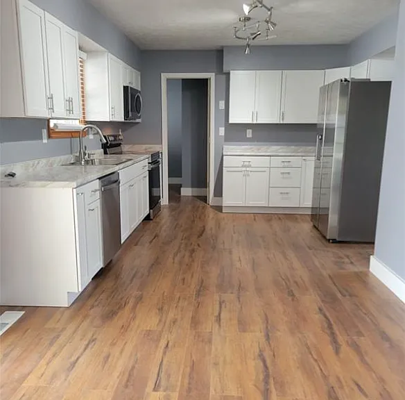 4777 Dawnwood Dr — Photo 4