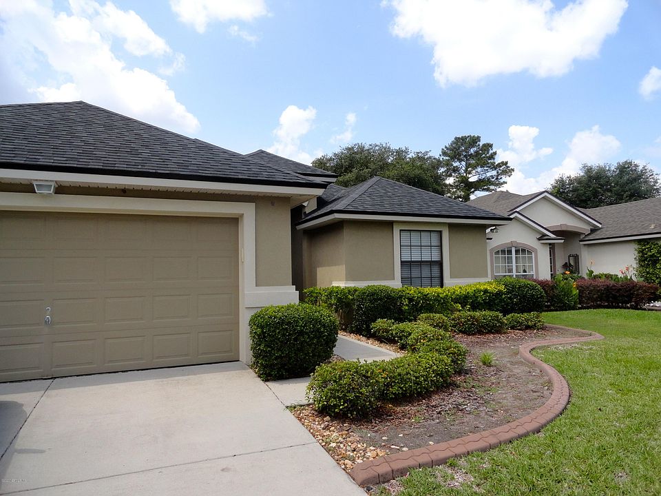 1st image of 914 Thoroughbred Dr