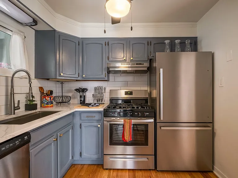 720 Carlisle Blvd SE — Photo 10